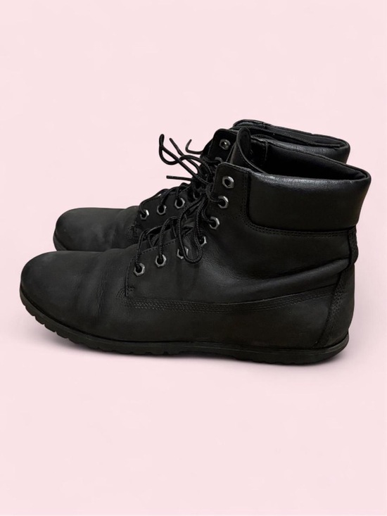 Timberland Shoes - Women's Black Lace-Up Leather Timberland Boots